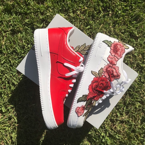 Custom Rosè Nike AF1’s - Picture 3 of 13